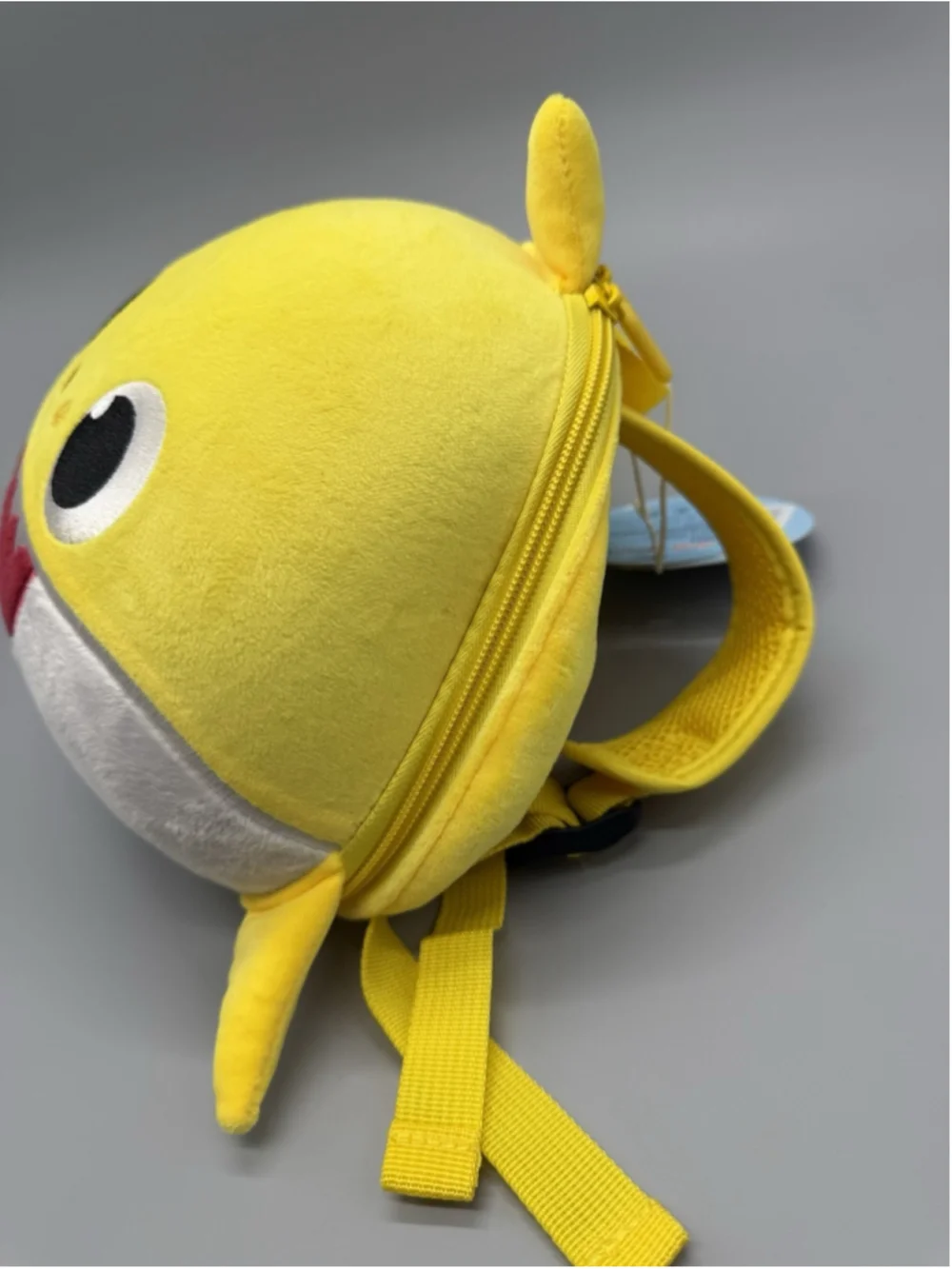 Pinkfong Baby Shark Yellow Small Kids Plush Backpack Polyester Zip Pockets